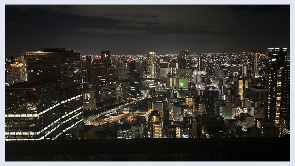 実際の展望台からの夜景の画像